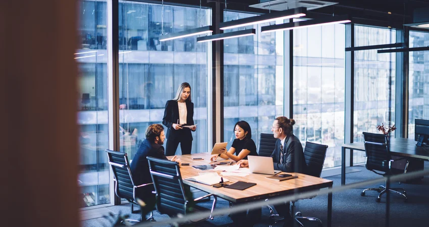 Claude vs ChatGPT for Australian business and enterprise use